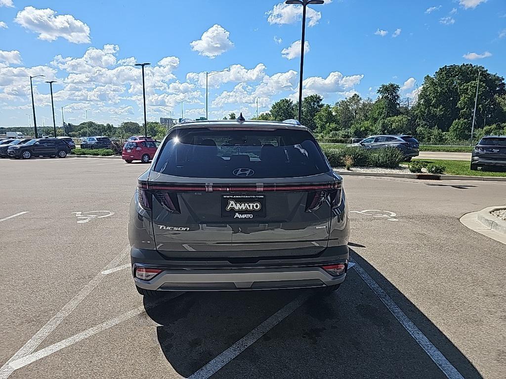 2025 Hyundai Tucson Limited photo 4