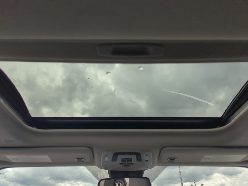2021 Toyota Sienna XLE photo 21