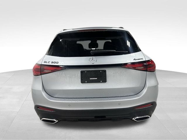 2026 Mercedes Benz GLC 300 4MATIC photo 4