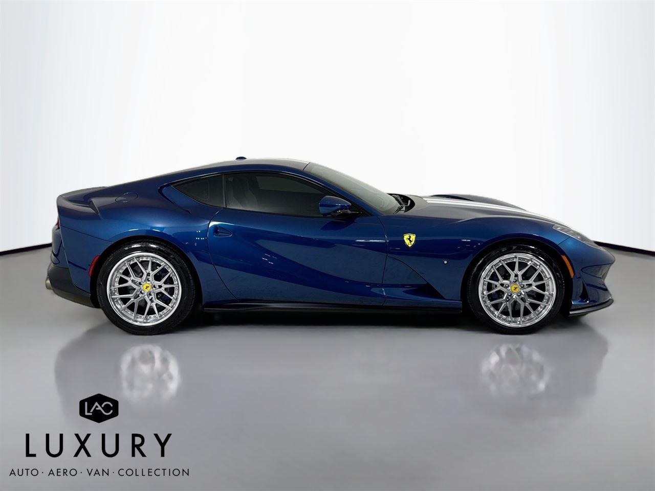 2020 Ferrari 812 Superfast photo 3
