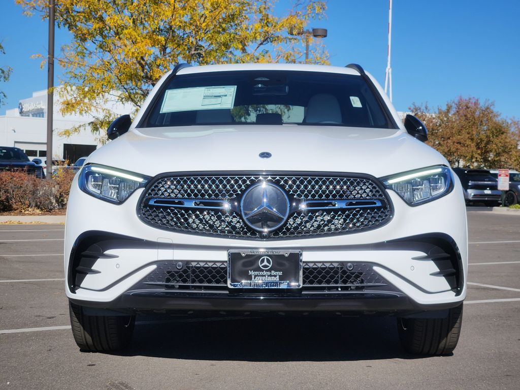 2026 Mercedes Benz GLC 300 4MATIC photo 2