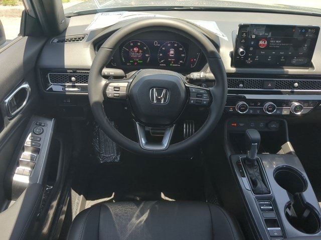 2025 Honda Civic Hybrid Sport Touring photo 13