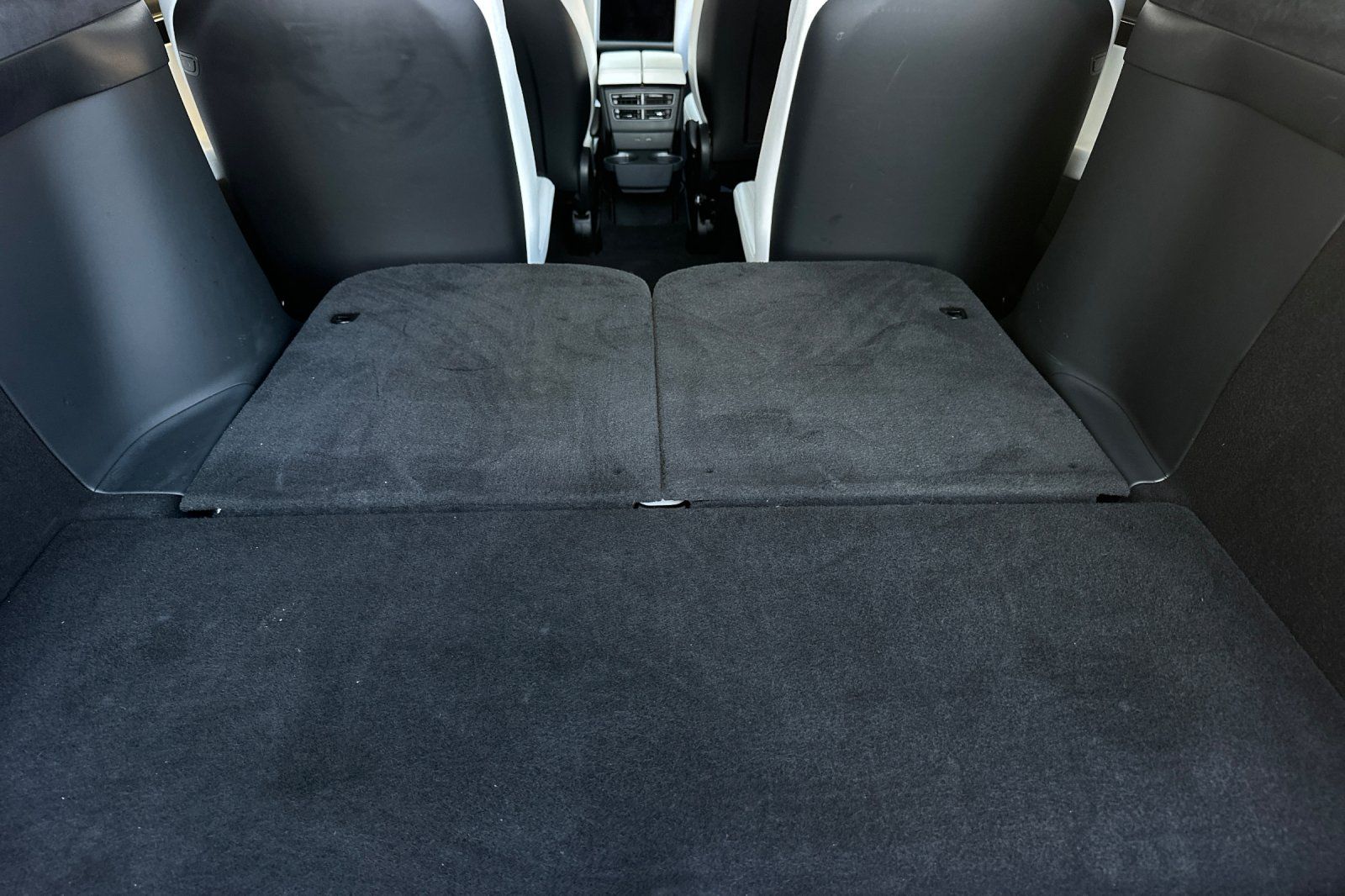2020 Tesla Model X Long Range photo 31