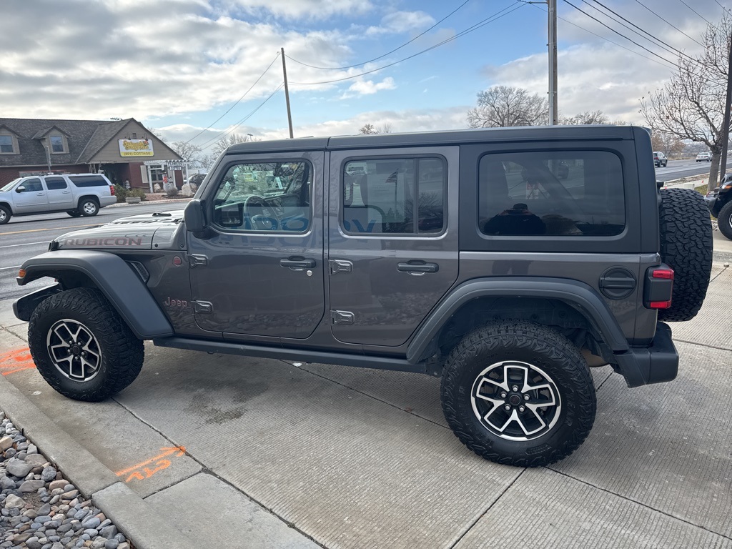 2024 Jeep Wrangler Rubicon photo 4
