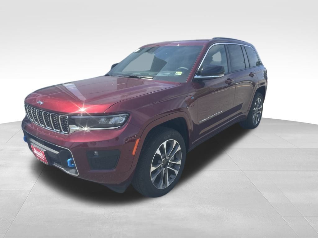 2024 Jeep Grand Cherokee Overland 4xe photo 2