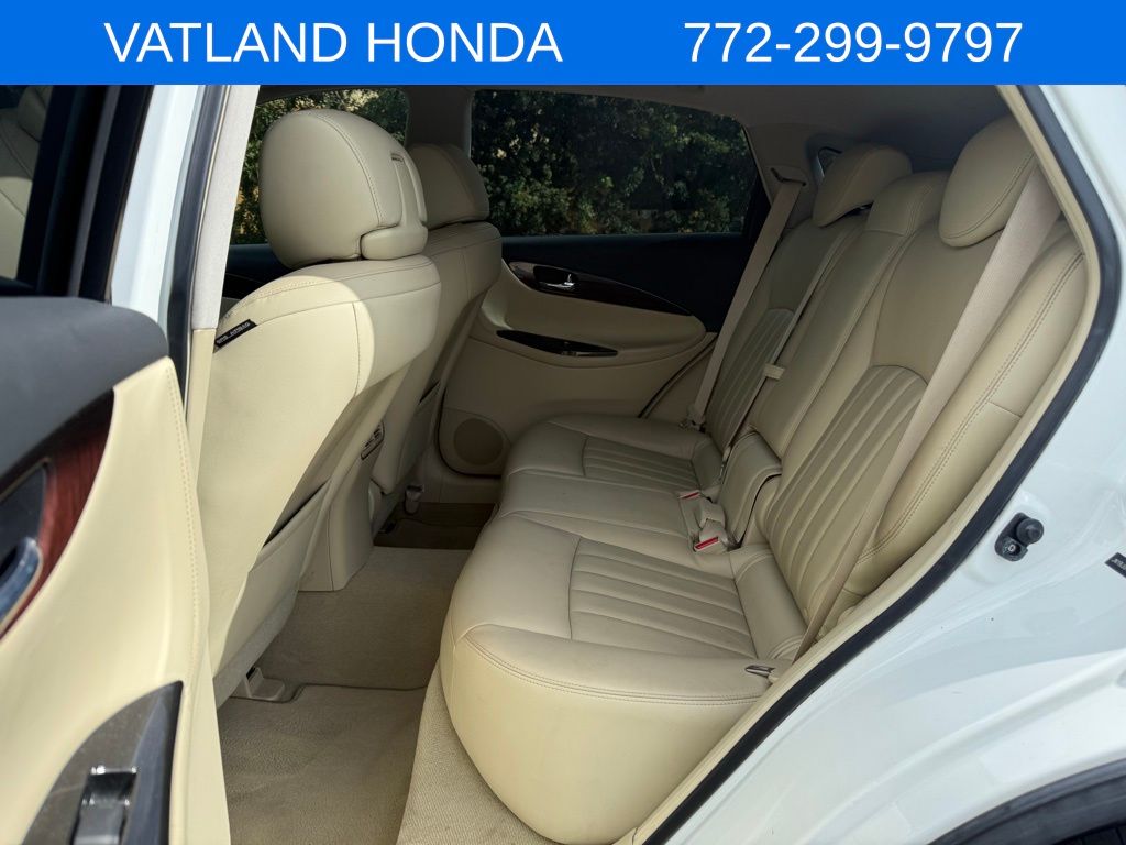 2017 Infiniti QX50 Base photo 27