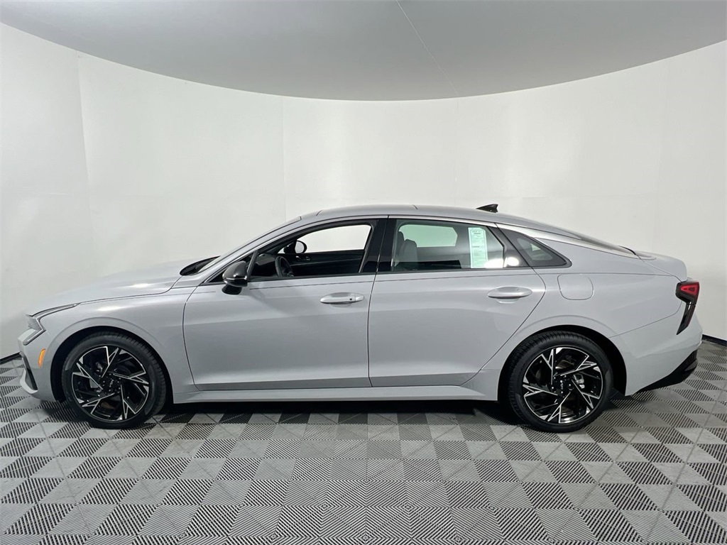 2026 Kia K5 GT-Line photo 7