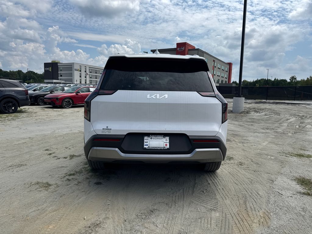 2026 Kia EV9 Wind photo 4