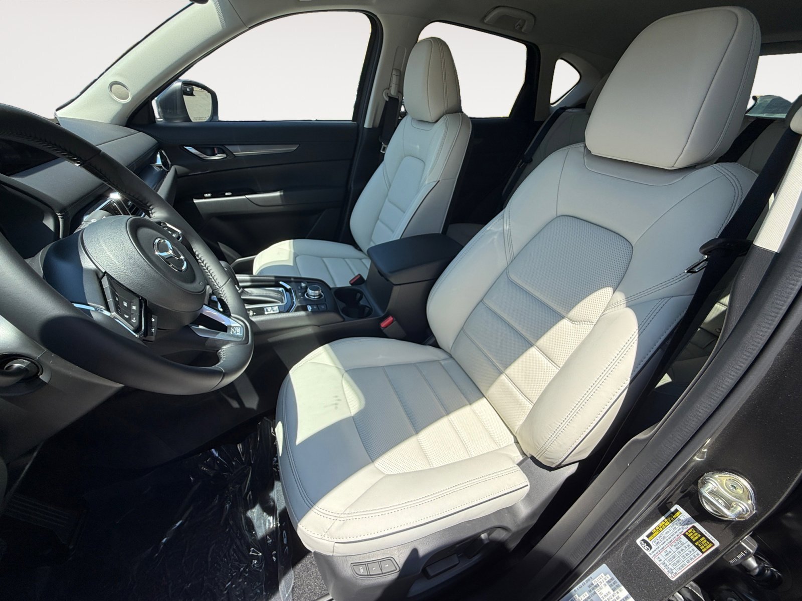 2025 Mazda CX-5 2.5 S Preferred photo 10