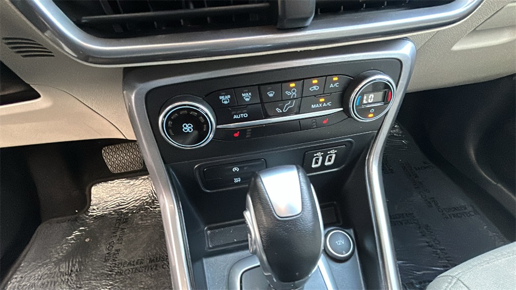 2021 Ford EcoSport SE photo 17