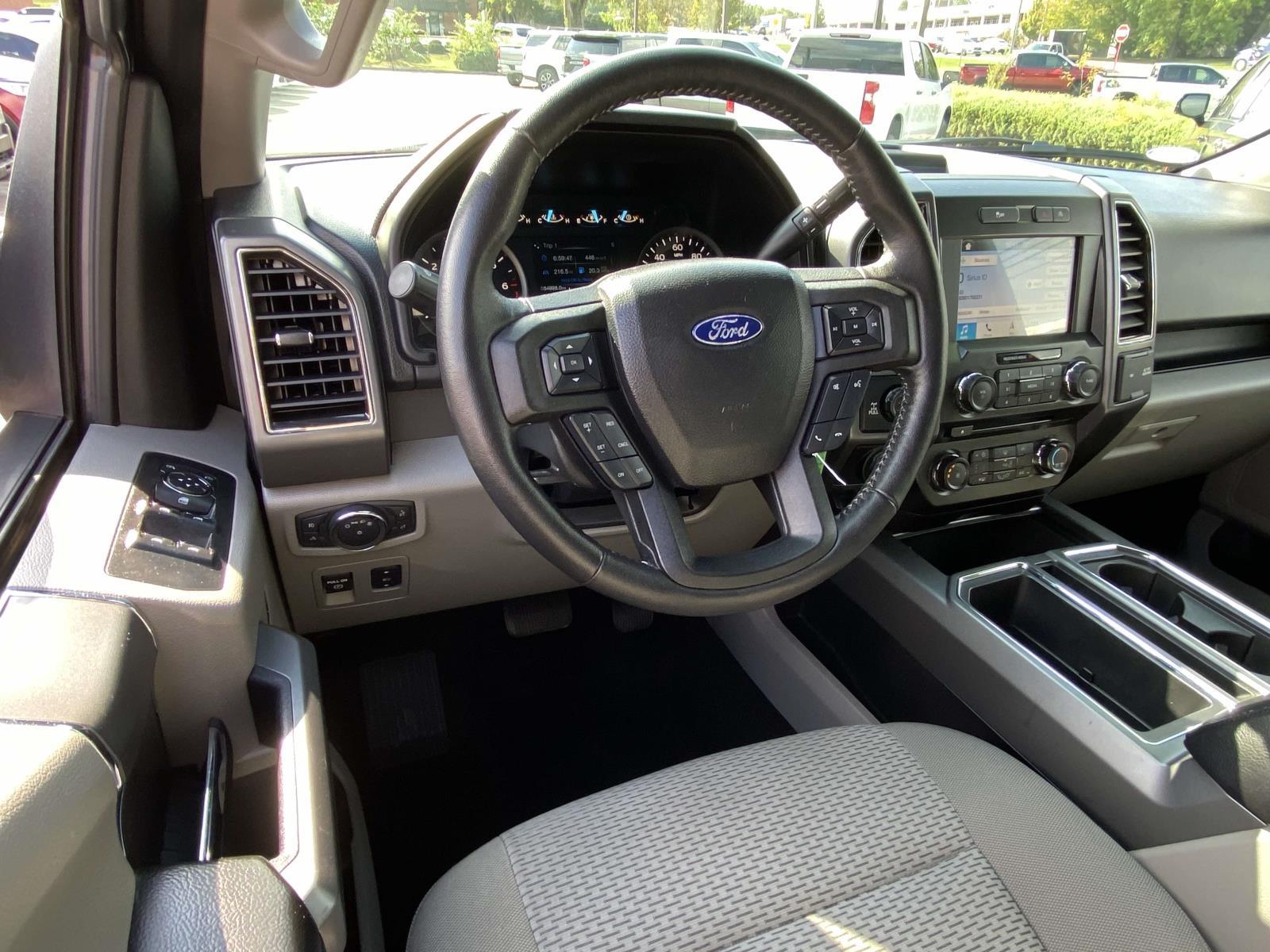 2018 Ford F-150 XLT photo 2