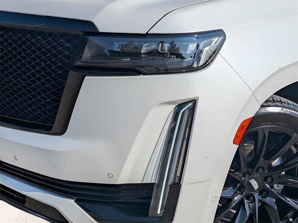 2023 Cadillac Escalade ESV Sport Platinum photo 3