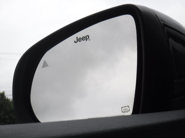 2023 Jeep Compass Sport photo 33