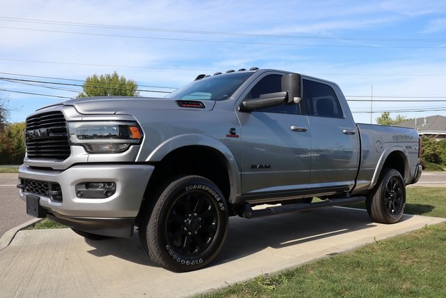2020 Ram 2500 Laramie photo 8