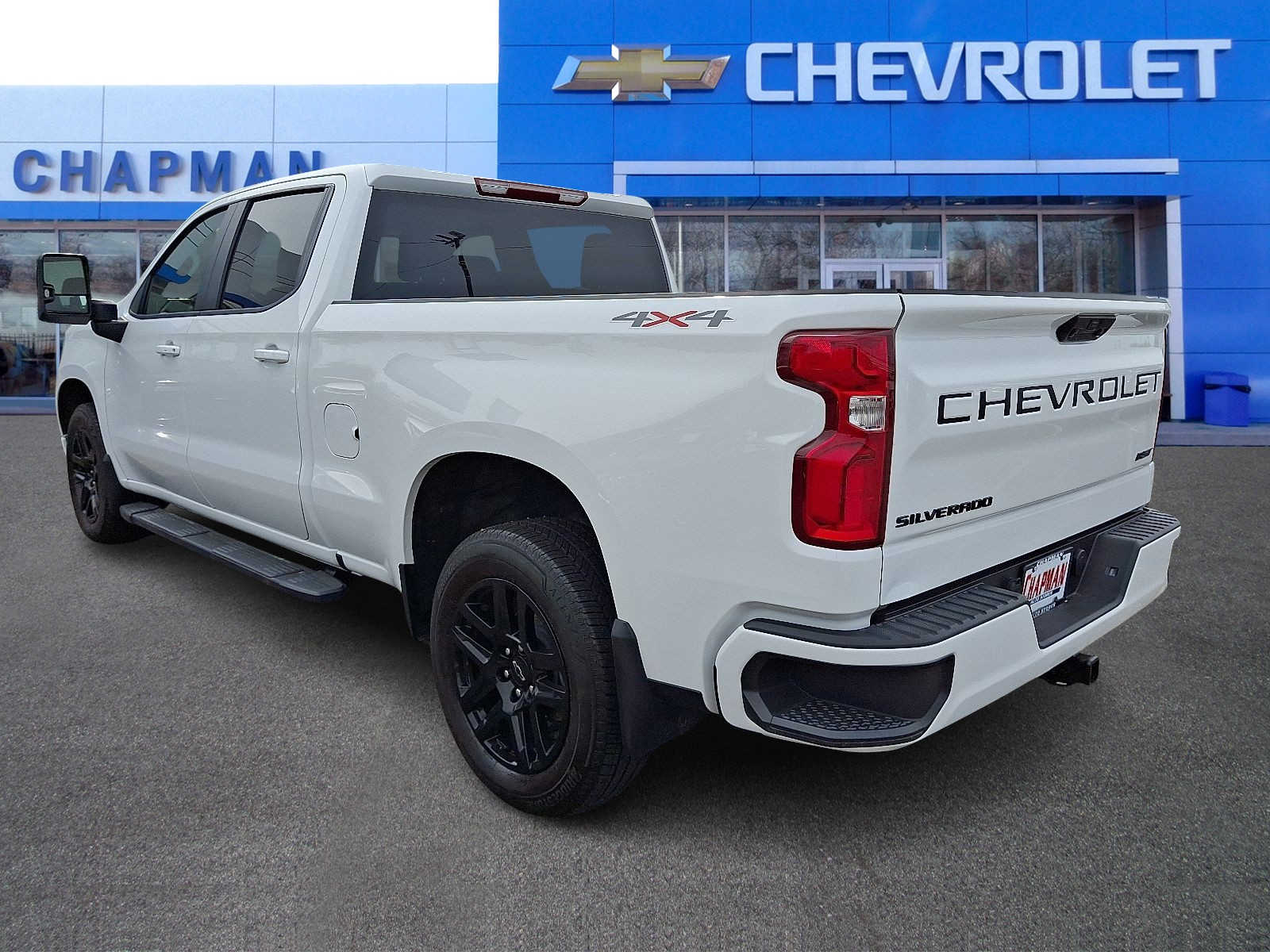 2024 Chevrolet Silverado 1500 RST photo 4