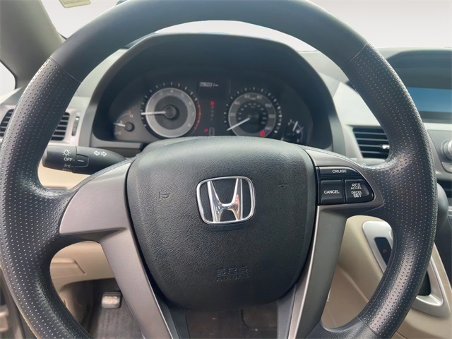 2012 Honda Odyssey LX photo 13