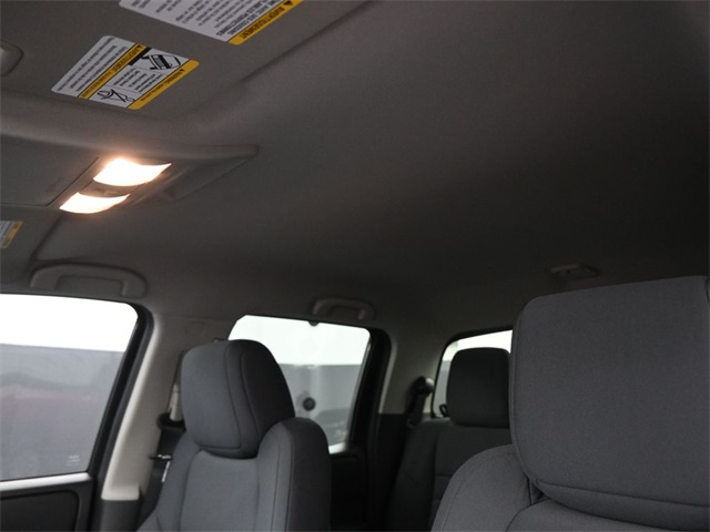 2025 Nissan Frontier S photo 22