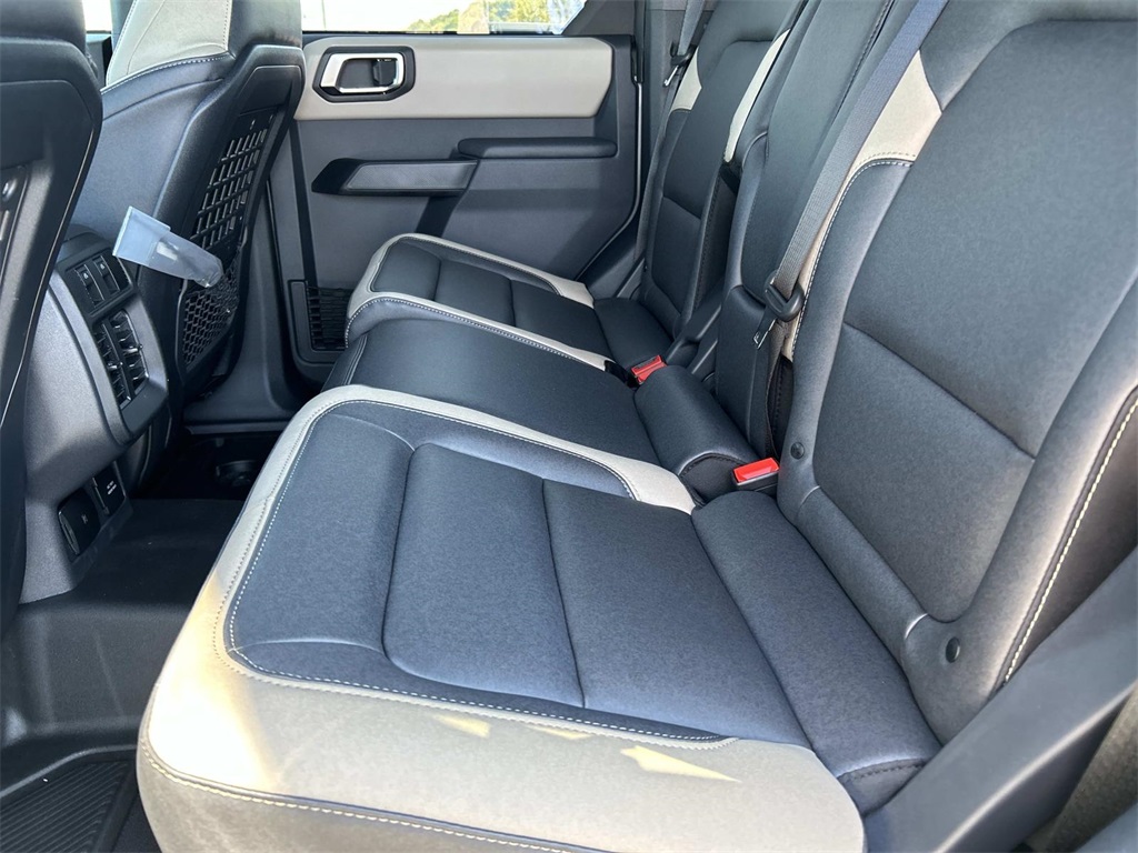 2025 Ford Bronco Big Bend photo 18