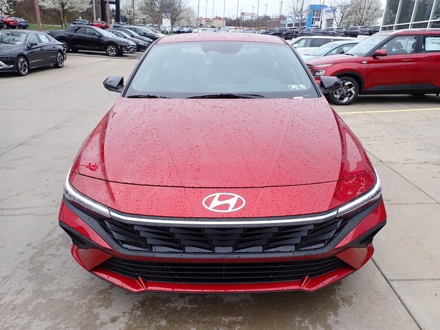 2025 Hyundai Elantra SEL Sport photo 7