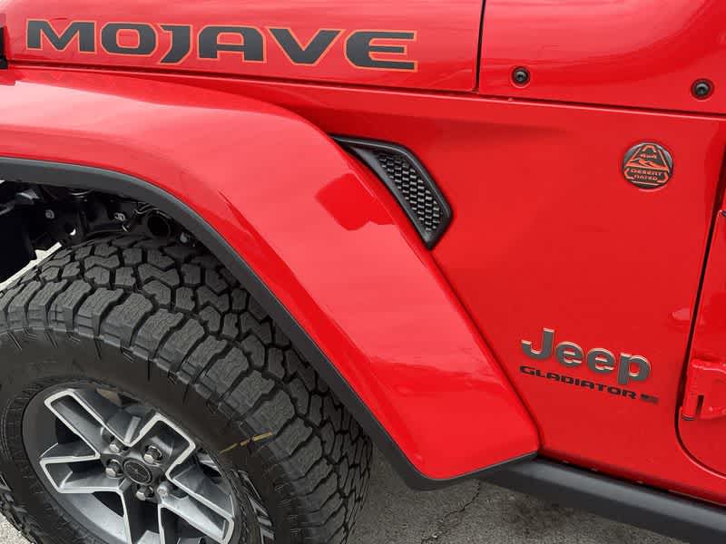 2025 Jeep Gladiator Mojave photo 11