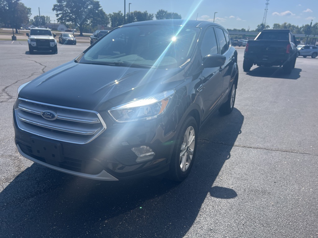 Used 2019 Ford Escape SE with VIN 1FMCU0GD7KUB66811 for sale in Taylorsville, IN