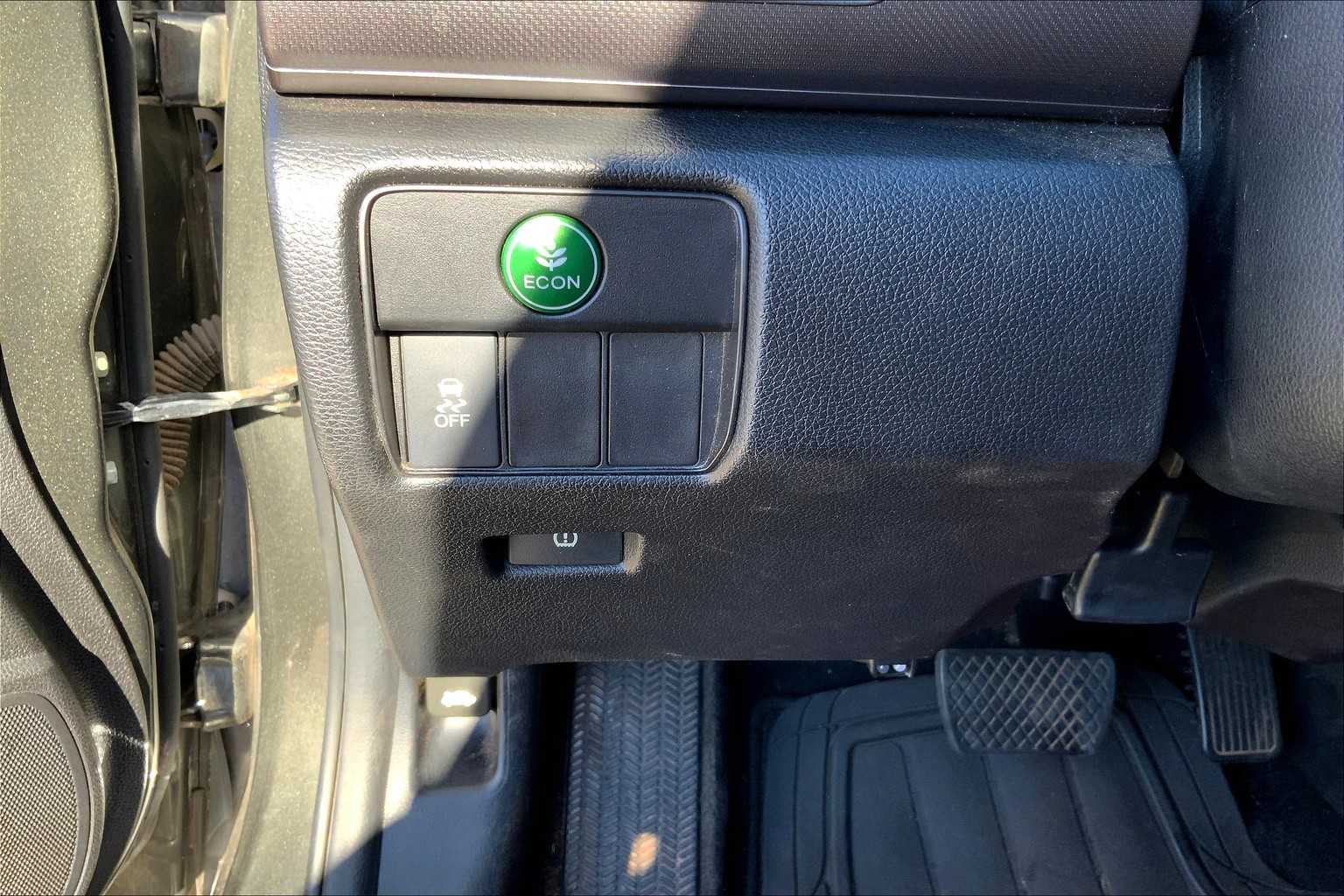 2014 Honda Accord LX photo 27