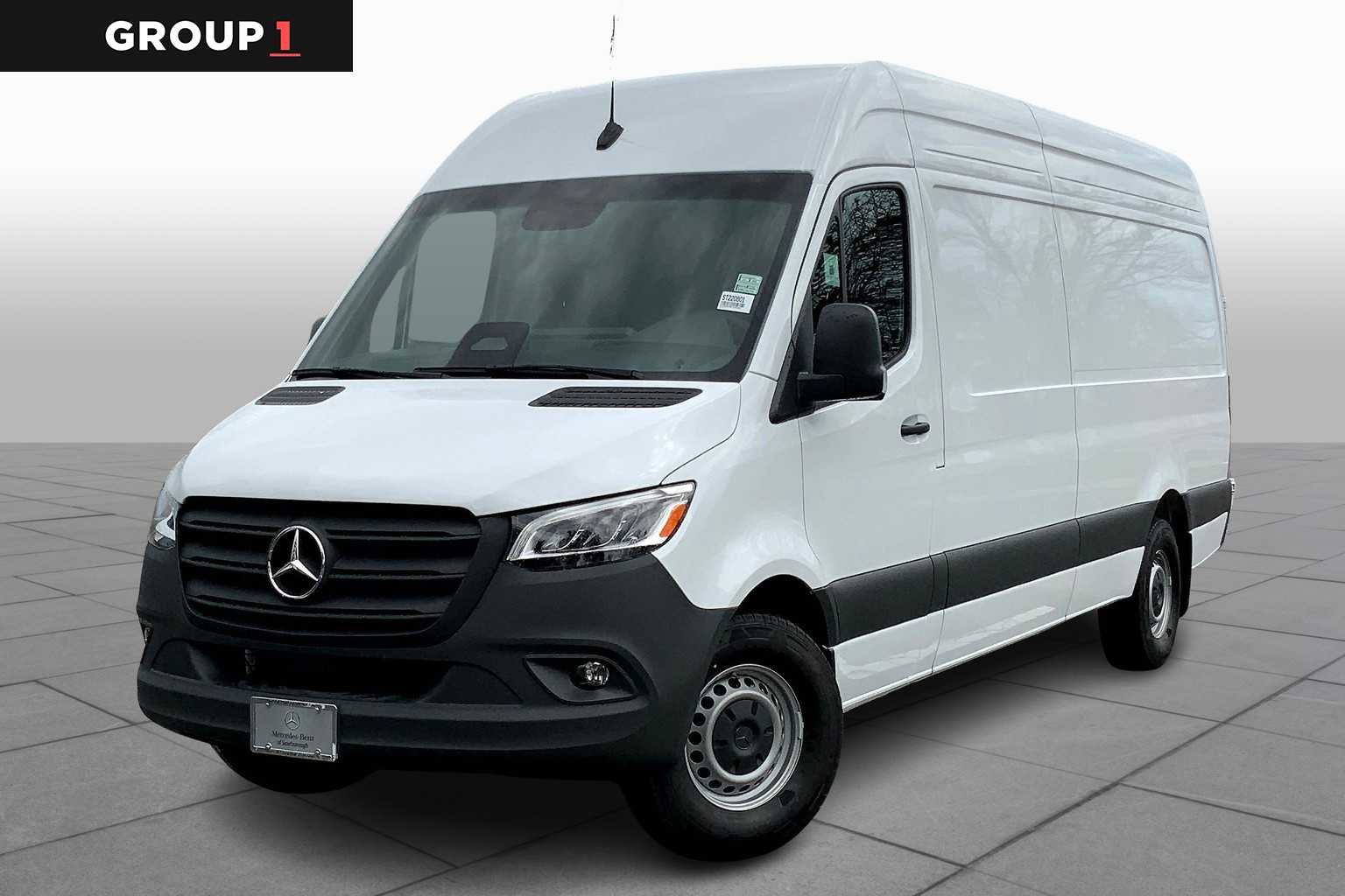 2025 Mercedes-Benz Sprinter Cargo Van Base's photo