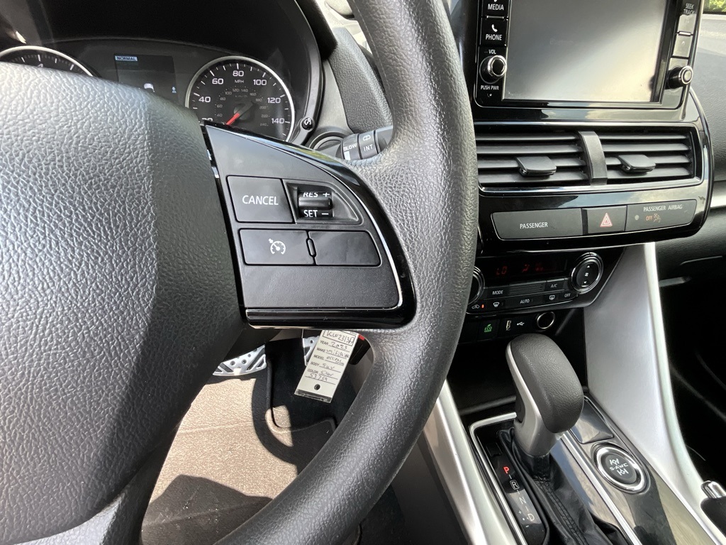 2023 Mitsubishi Eclipse Cross ES photo 11