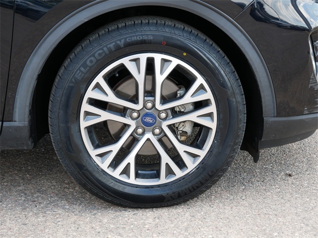 2020 Ford Escape SEL photo 8