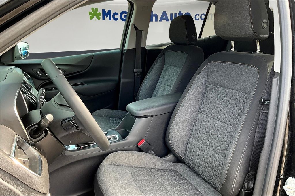 2023 Chevrolet Equinox LT photo 18