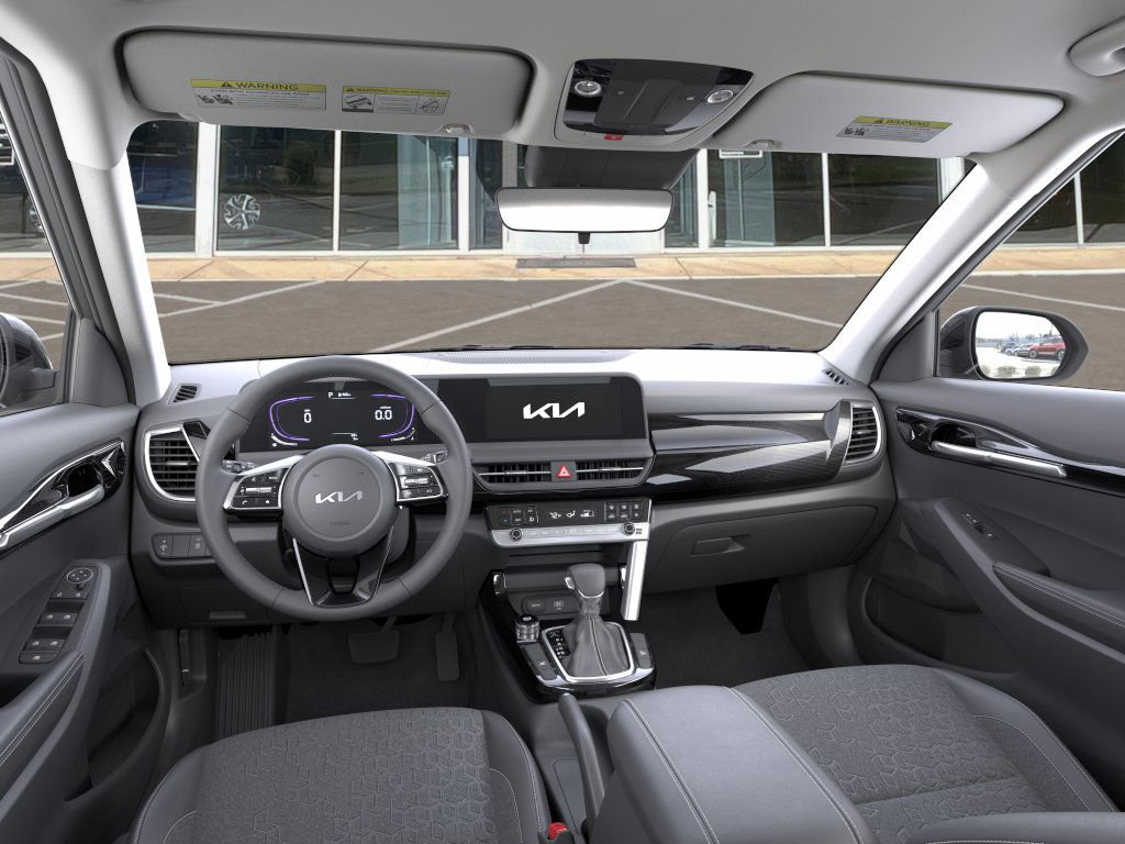 2026 Kia Seltos S photo 8