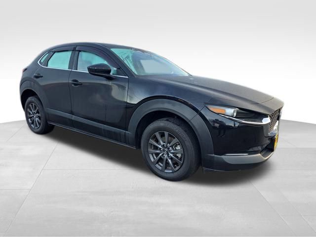 2023 Mazda CX-30 S's photo