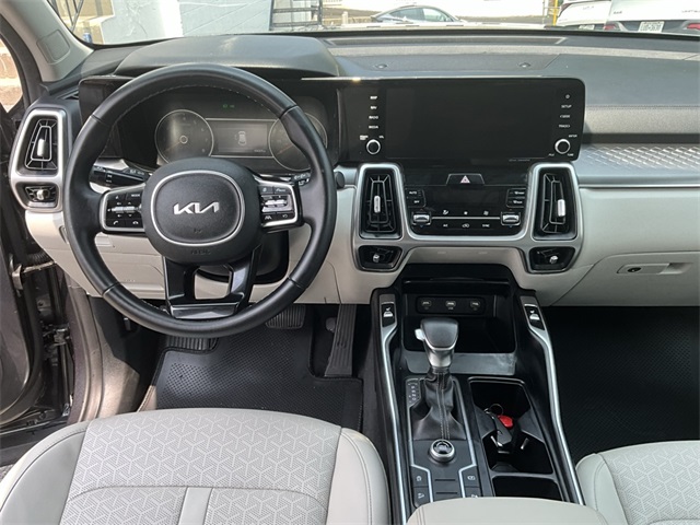2022 Kia Sorento S photo 21
