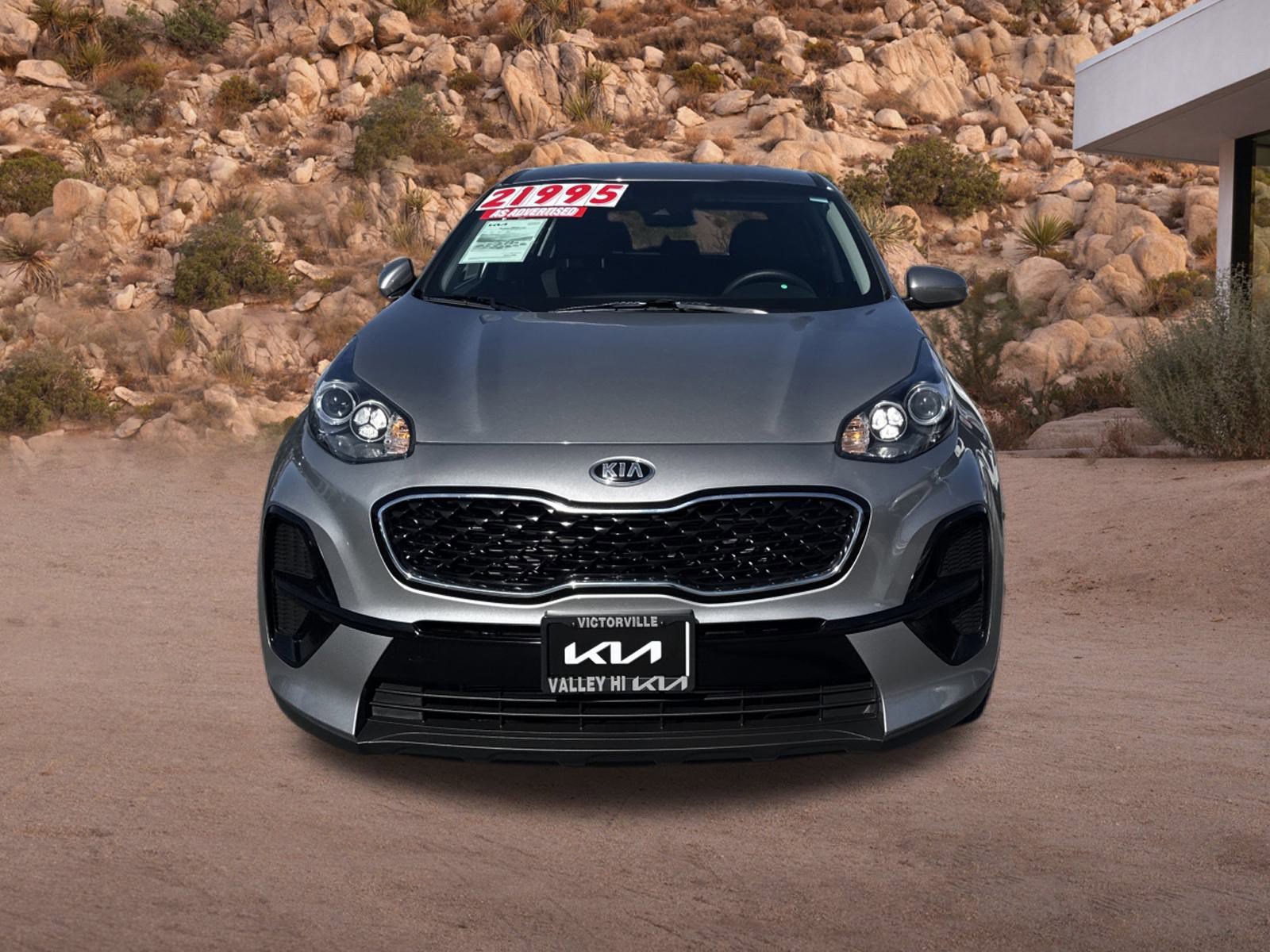 2022 Kia Sportage LX photo 2