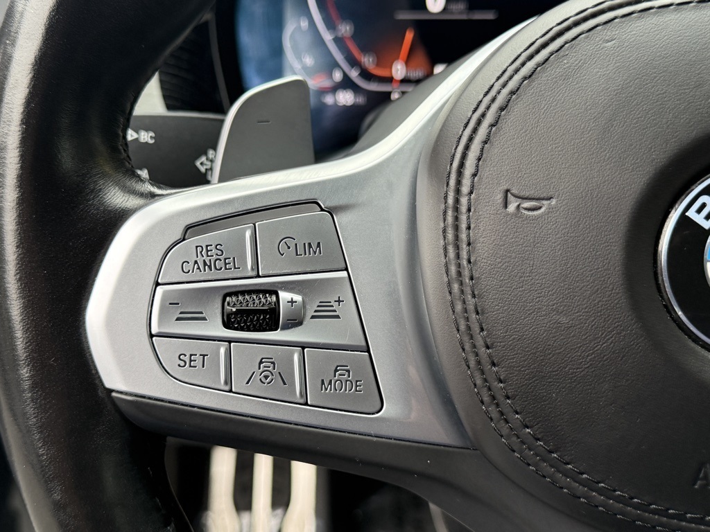 Used 2022 Black BMW 740i image 20