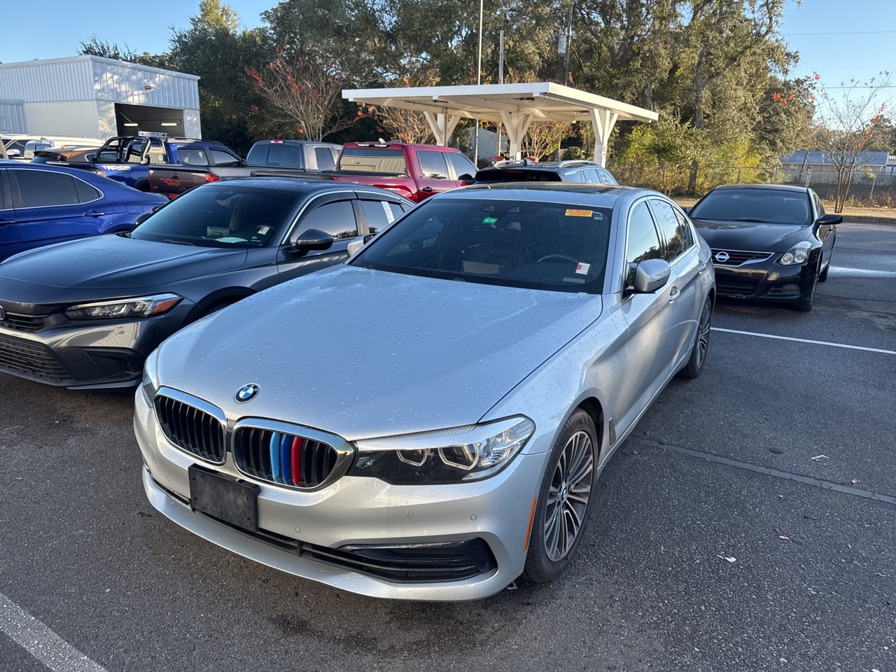 2019 BMW 5 Series 530i's photo