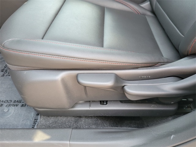 2024 Chevrolet Trax photo 14