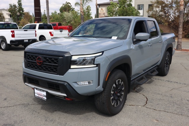 2023 Nissan Frontier PRO-4X photo 6