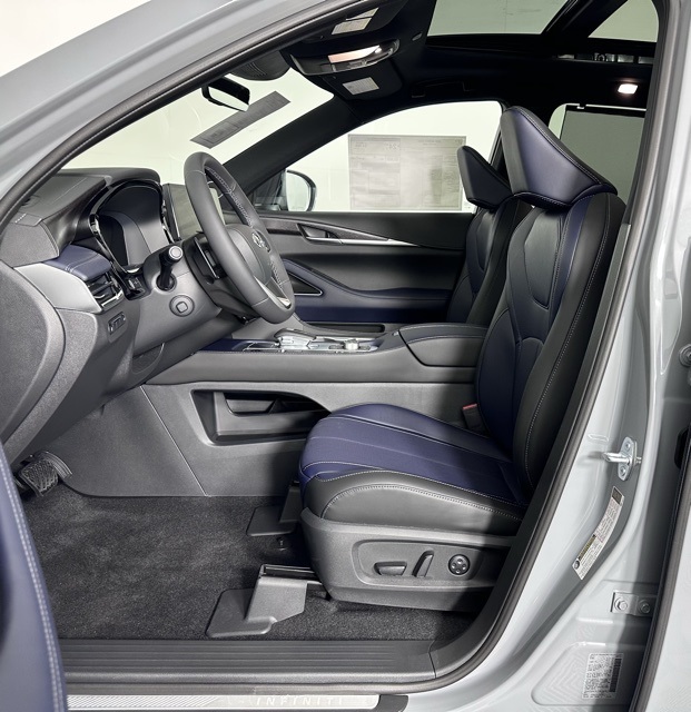 2026 Infiniti QX60 Luxe AWD photo 11