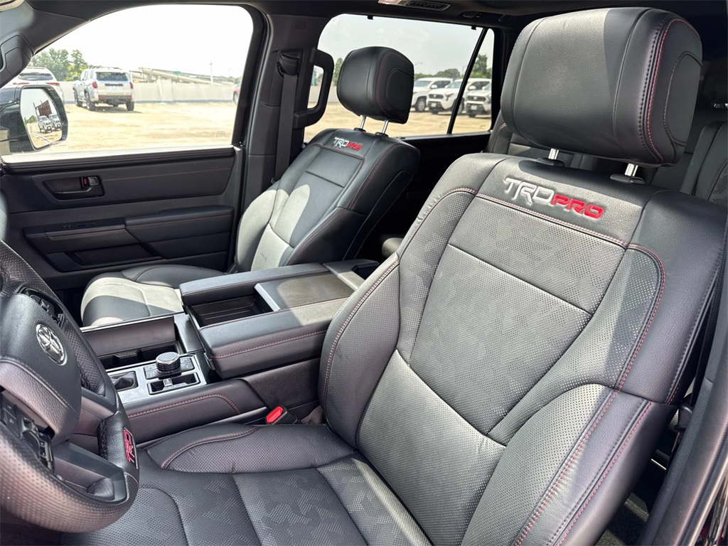 2024 Toyota Sequoia TRD Pro photo 15