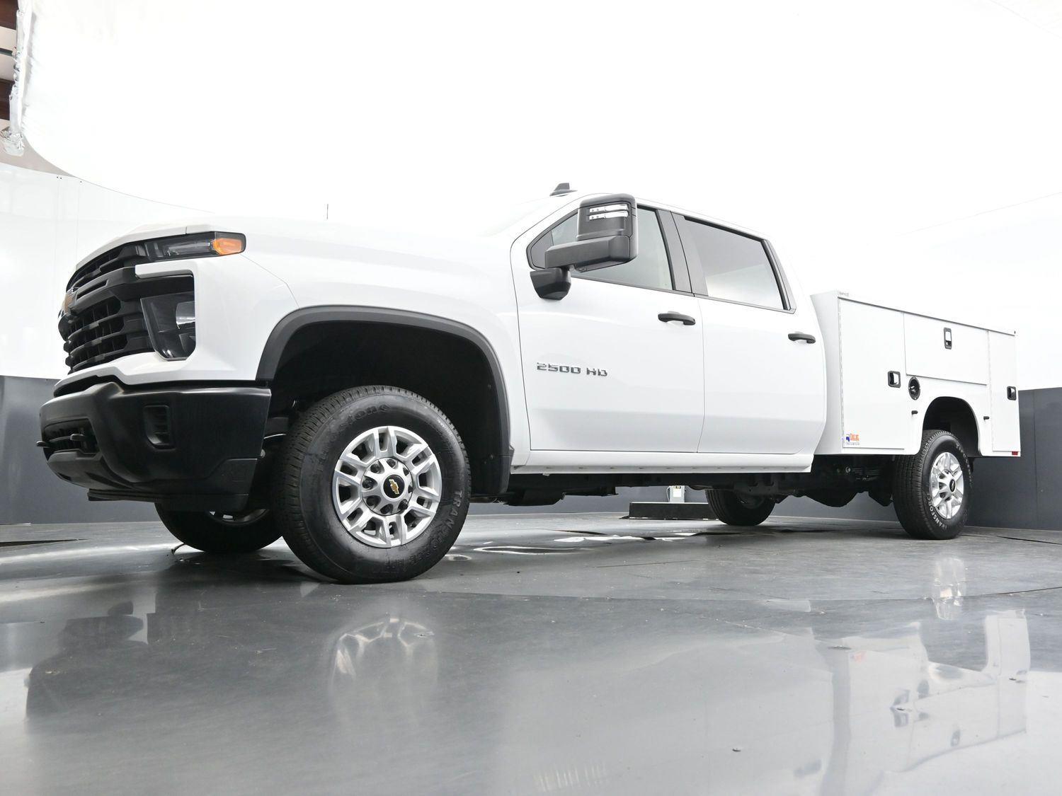 2025 Chevrolet Silverado 2500HD photo 43