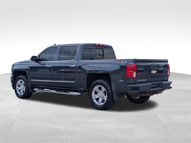 2018 Chevrolet Silverado 1500 LTZ photo 3