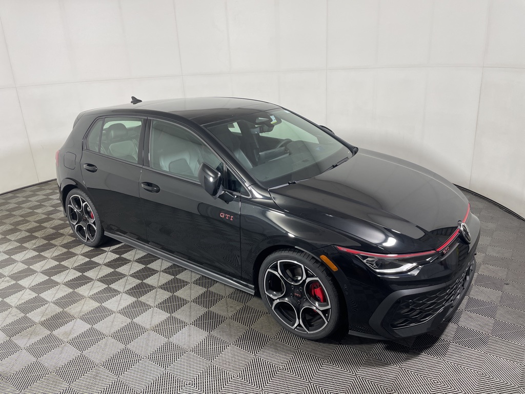 2026 Volkswagen Golf GTI Autobahn's photo