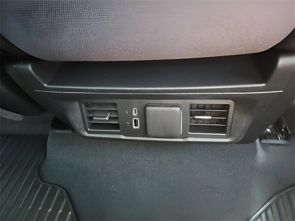 2024 Gmc Sierra Elevation photo 38