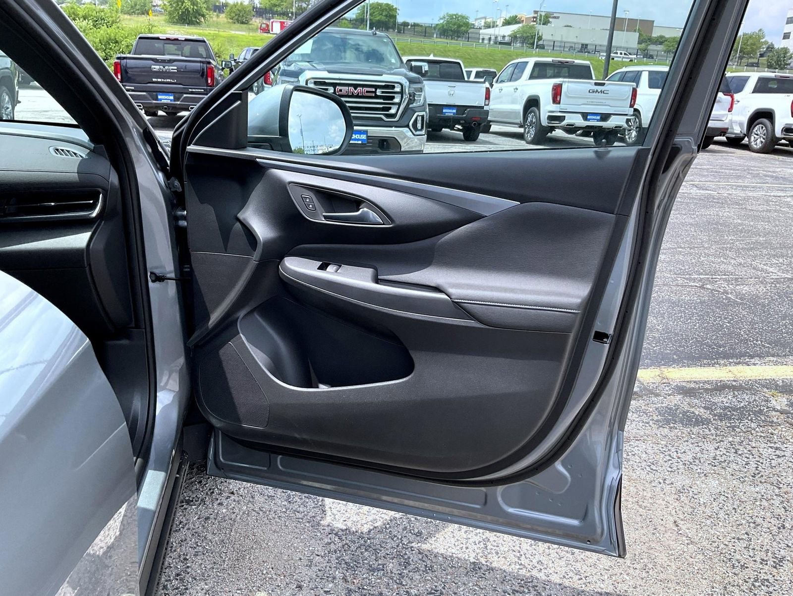 2025 Buick Envista Preferred photo 16