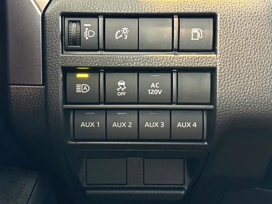 2025 Toyota 4Runner TRD Off-Road photo 13
