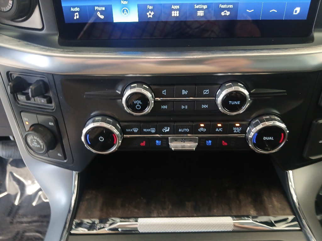 2022 Ford F-150 Lariat photo 16