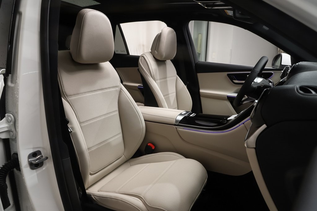 2025 Mercedes Benz GLC 300 4MATIC photo 10