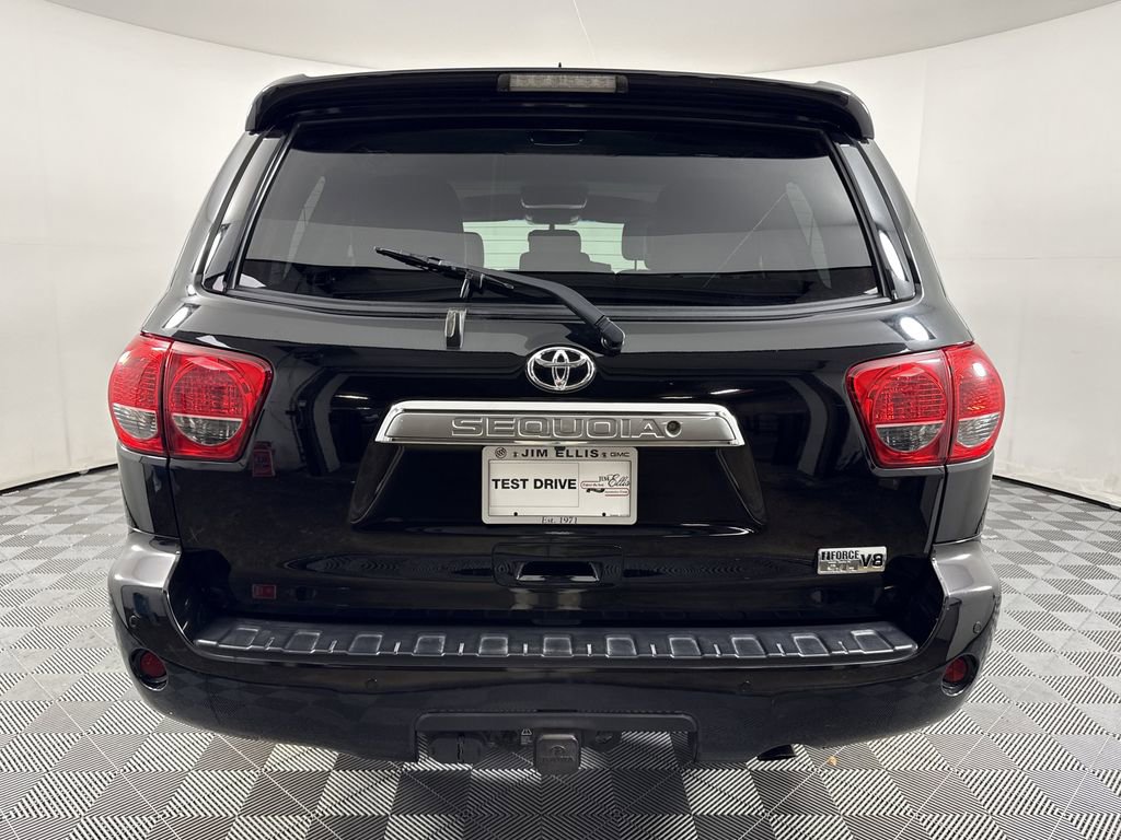 2016 Toyota Sequoia Limited photo 5