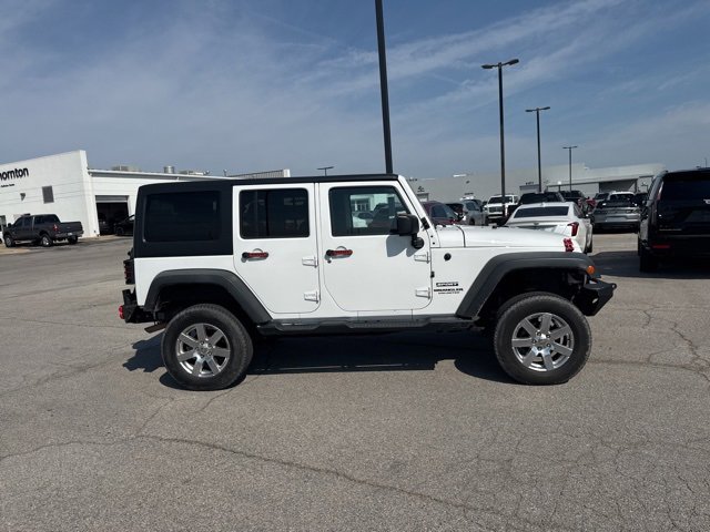 2014 Jeep Wrangler Unlimited Sport photo 3